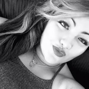 Meet your Posher, Kadence